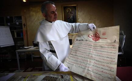 El fraile que enseña a conservar tesoros salvados del EI