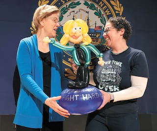 Buttigieg mantiene ligera ventaja sobre Sanders en Iowa