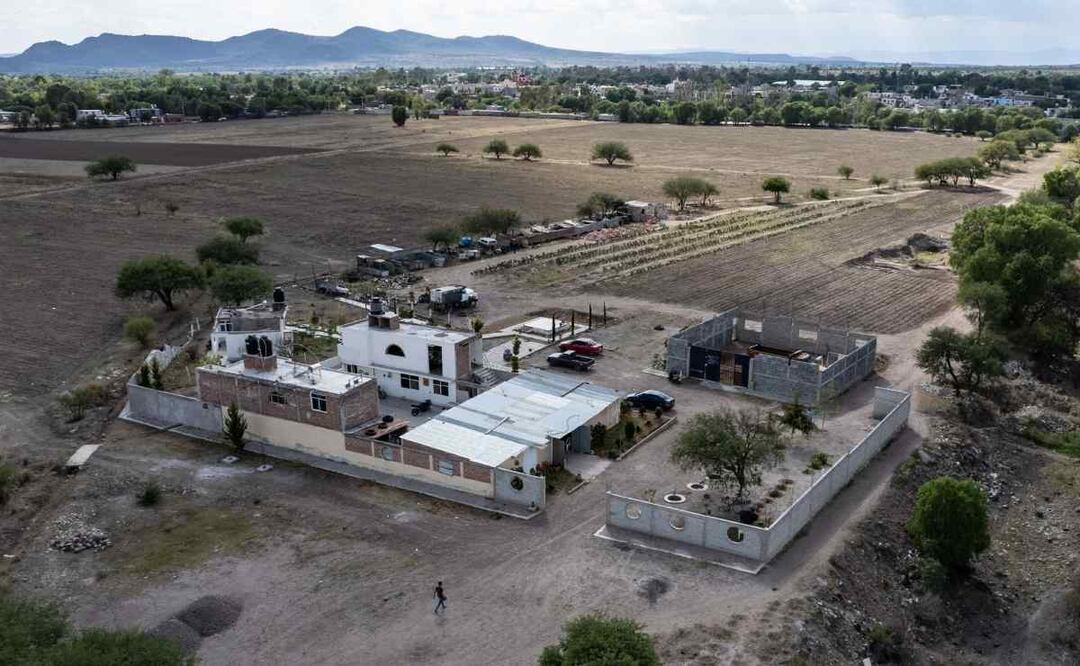 Aspectos del rancho El Potrerito, en la comunidad de Malpaso, municipio de Villanueva; lugar en dónde la madrugada del domingo 24 de septiembre fueron víctimas de desaparición forzada siete jóvenes de entre 14 y 18 años. Foto: Cuartoscuro/EL UNIVERSAL