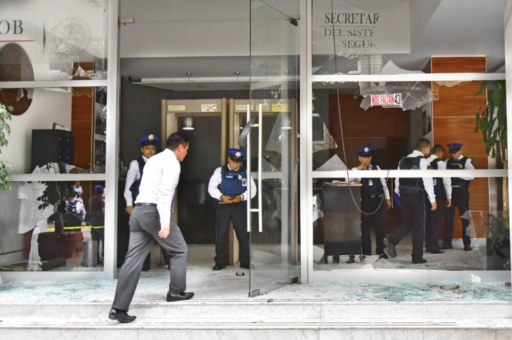 Información de la SSP de la Ciudad de México señaló que no hubo detenidos por los daños causados al edificio sede del Secretariado Ejecutivo del Sistema Nacional de Seguridad Pública (CUARTOSCURO)