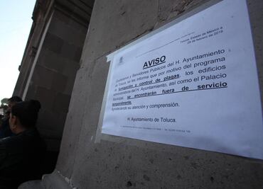 Fumigación impide embargo en ayuntamiento de Toluca