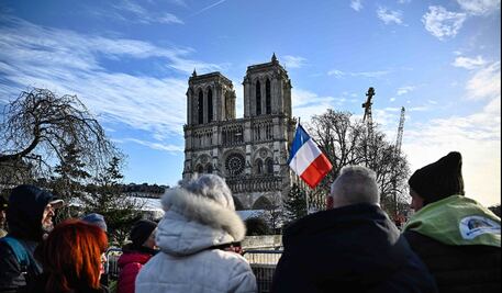 Notre Dame reabre sus puertas al público, tras cinco años del incendio; Trump y Zelensky asistirán al evento, sigue aquí el minuto por minuto de la ceremonia 