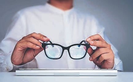 Sin manchas ni rayones; usa este truco viral para limpiar tus gafas de manera rápida y efectiva