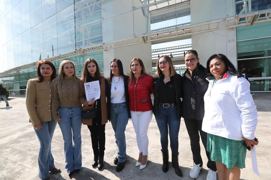 Priistas denuncian a Horacio Duarte. FOTO: Jorge Alvarado/ EL UNIVERSAL/