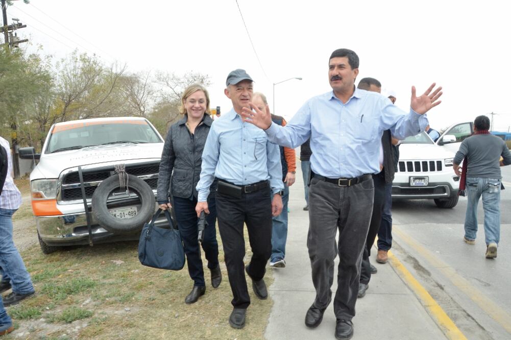 Movimiento proselitista. Dirigentes del PRI arremetieron contra Javier Corral, pues, dicen, su caravana promociona a Ricardo Anaya. (EMILIO MORENO. EL UNIVERSAL)