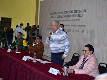 AMLO anuncia regreso de públicos masivos; llama a llenar el Zócalo este 20 de noviembre