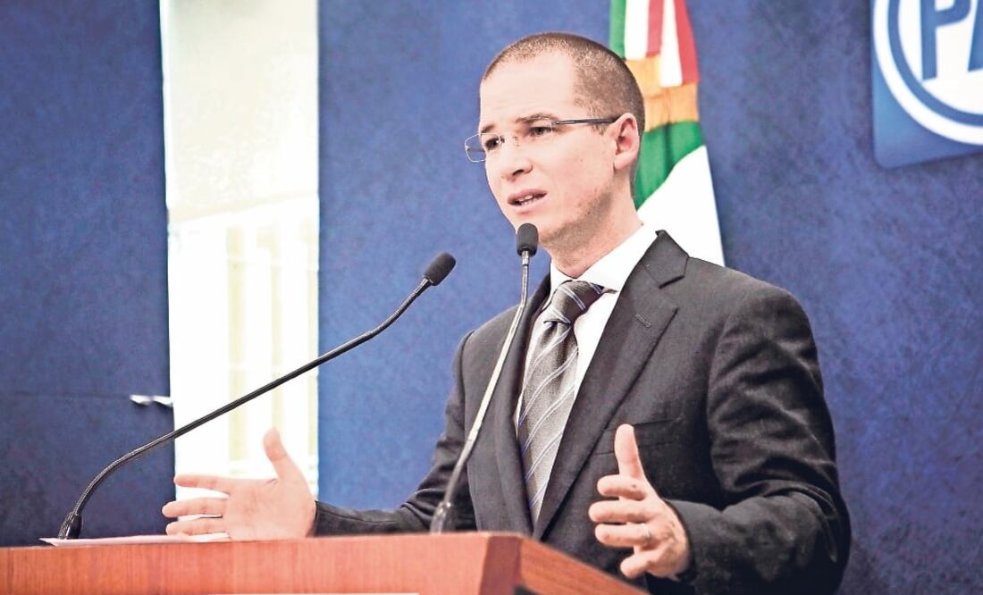 Como secretario general y presidente interino del PAN en 2014, Ricardo Anaya ganó 715 mil 287 pesos, de acuerdo con la dirigencia albiazul (ARCHIVO EL UNIVERSAL)