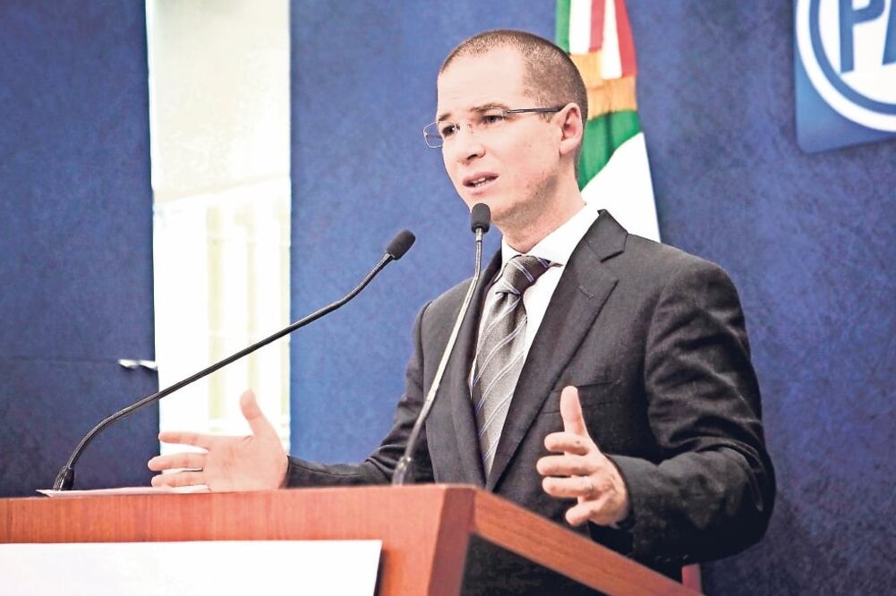 Como secretario general y presidente interino del PAN en 2014, Ricardo Anaya ganó 715 mil 287 pesos, de acuerdo con la dirigencia albiazul (ARCHIVO EL UNIVERSAL)