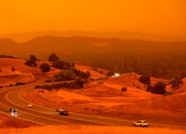 “Parece una escena de Marte”: California amanece con cielo anaranjado por incendios
