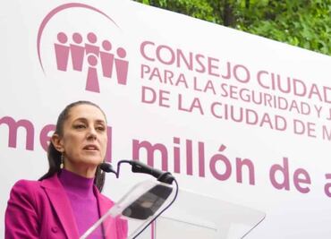 Sheinbaum no descarta sabotaje por corto circuito e incendio en la Línea 2