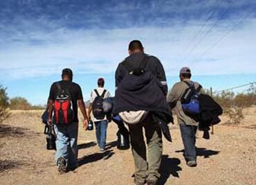 Ahora, SRE también alerta a migrantes sobre peligros de cruzar a EU; "¡no expongas tu vida!", advierte