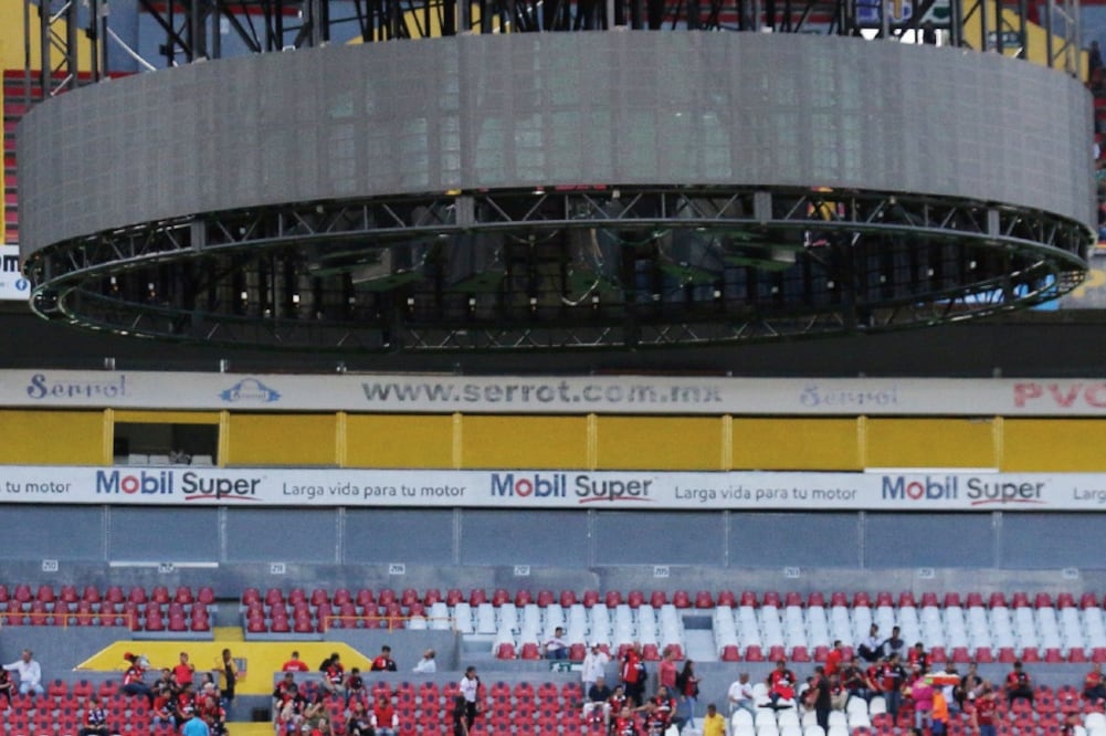 La pantalla gigante en el Jalisco no pudo ser colocada (IMAGO7)
