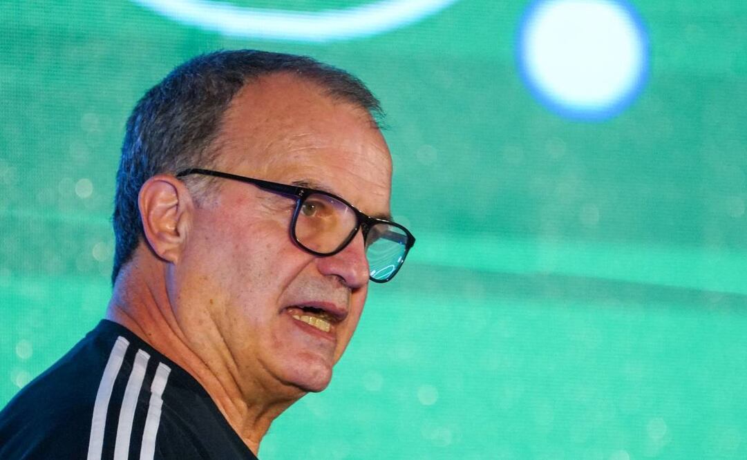 El 'loco' Bielsa manda halagos al futbol mexicano. Foto: Imago7
