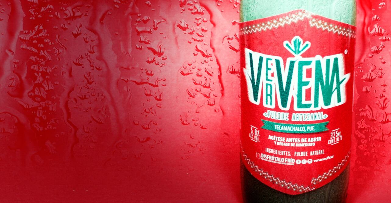 Conoce algunas propuestas de pulque enlatado y embotellado. Foto: Sitio oficial Vervena