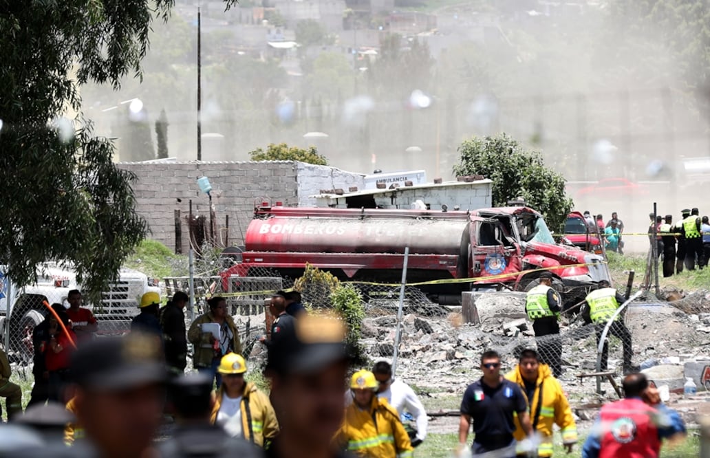 Explosión de material pirotécnico en La Saucera, Tultepec. Foto: Valente Rosas/EL UNIVERSAL