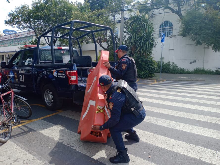 Este sábado 19 de octubre se implementó un operativo para retirar a los “Aparta lugares” de la Plaza de Toros La México y el Estadio Azul en la colonia Ciudad Deportiva, de la alcaldía Benito Juárez (19/10/2024). Foto: especial