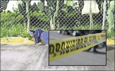 Encuentran cuerpo de mujer envuelto en cobjias en la carretera México-Nogales