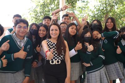 Gobernadora de Aguascalientes anuncia que todas las escuelas de educación básica en el estado contarán con internet