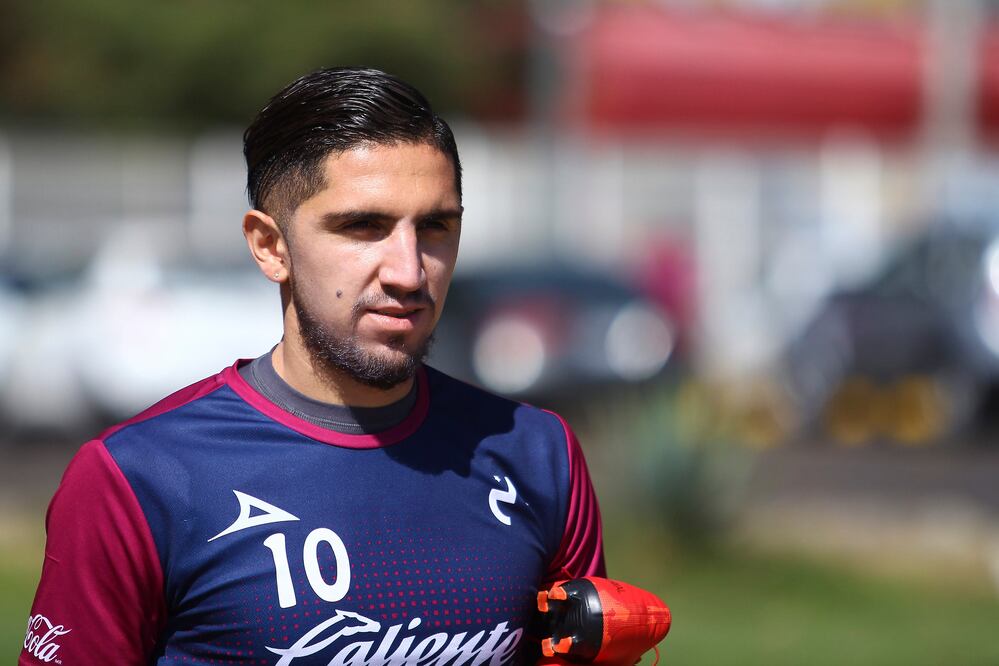 ​América se sube al ring y pelea a Cruz Azul jugador del Morelia