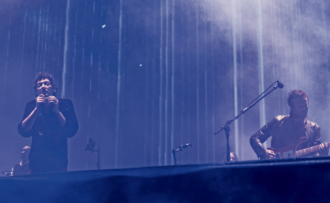 Zoé en concierto en el Estadio GNP. Fotos: Hugo Salvador y Jesús Díaz / EL UNIVERSAL