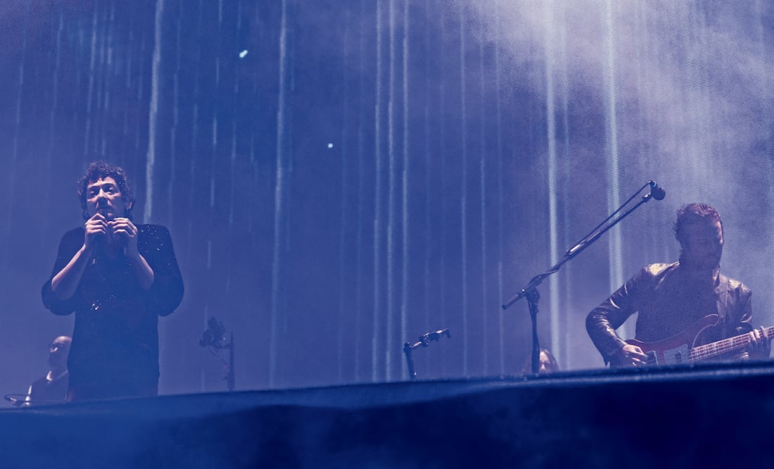 Zoé en concierto en el Estadio GNP. Fotos: Hugo Salvador y Jesús Díaz / EL UNIVERSAL