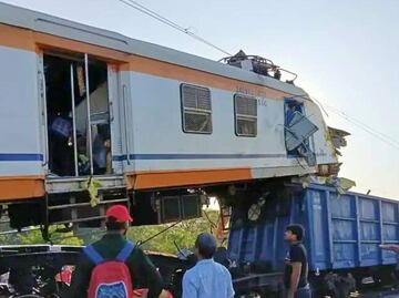 Choque de trenes deja al menos 7 muertos y 14 heridos en el centro de India