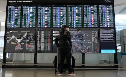 Reino Unido restringe vuelos provenientes de Sudáfrica por nueva cepa de coronavirus