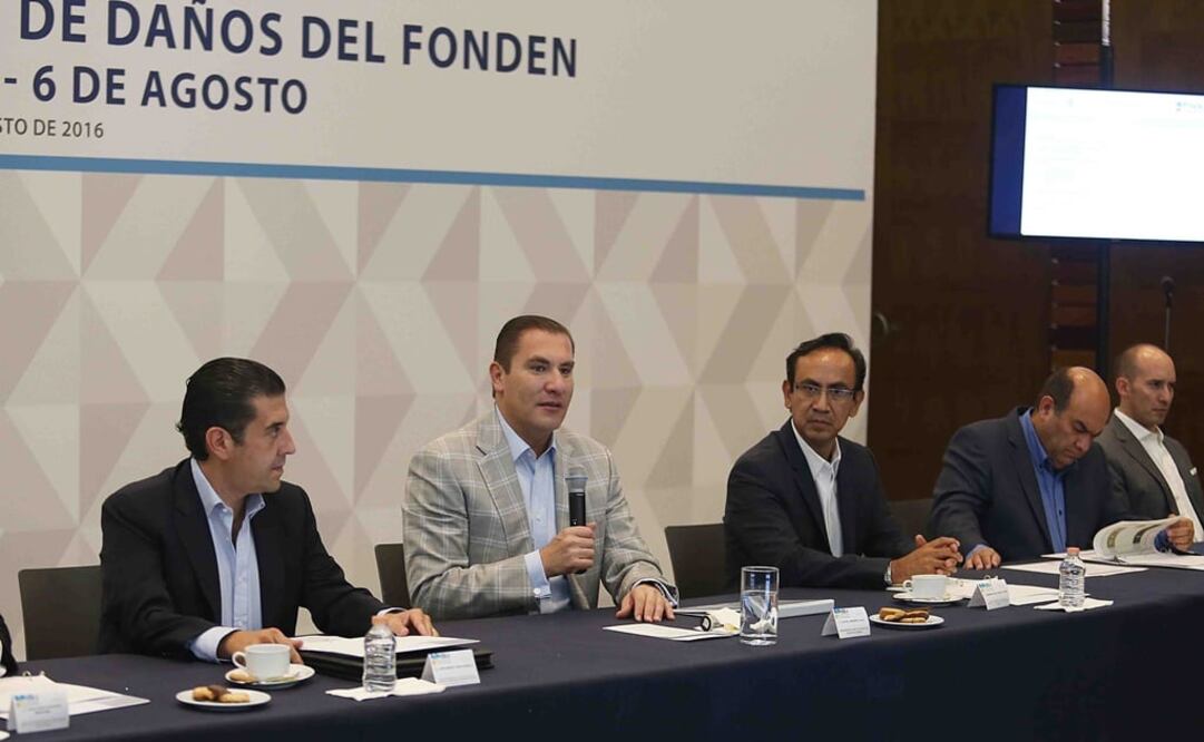 El mandatario poblano encabezó la reunión del Comité de Evaluación de Daños del Fondo de Desastres Naturales (Fonden). /Especial