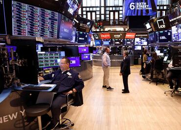 Crisis en Medio Oriente le pega a la Bolsa Mexicana y Wall Street; mercados cierran con números rojos