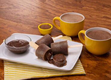 Haz paletas de hielo rellenas para combatir el calor