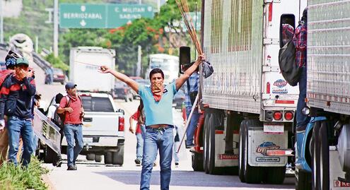 'Los Panzudos' atacaron a maestros en Chiapas