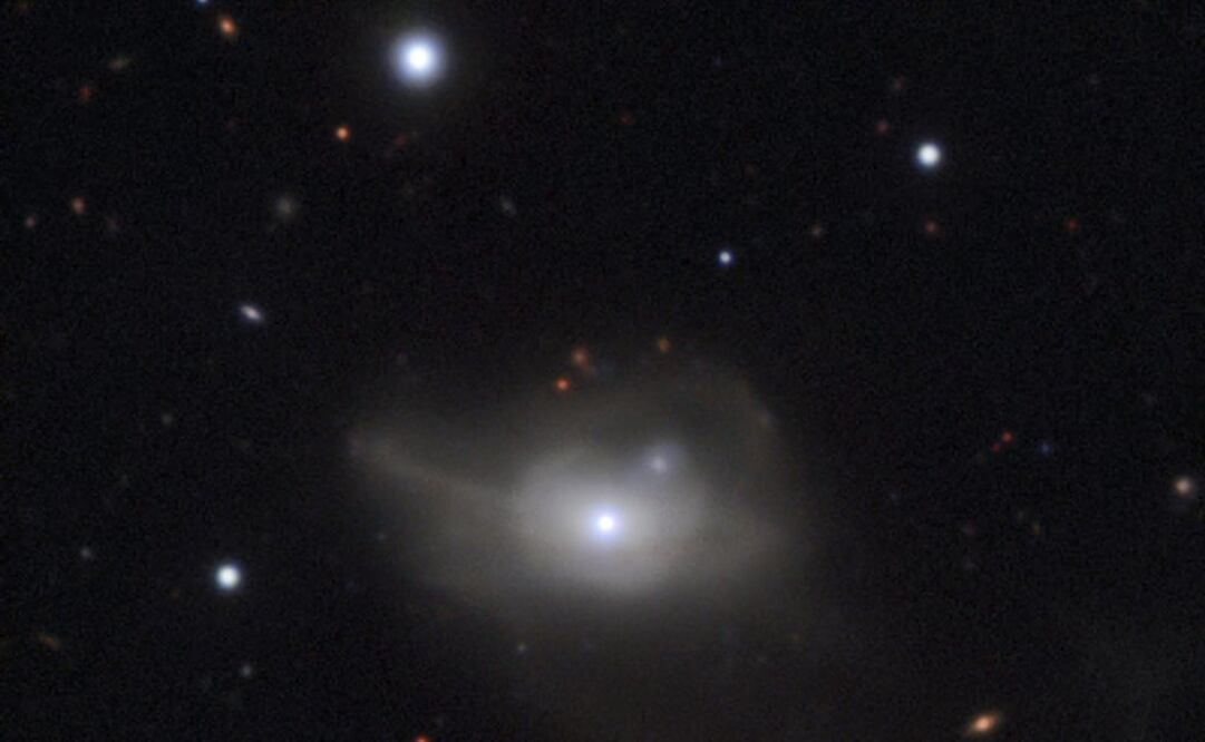 Muchas galaxias cuentan con un núcleo extremadamente brillante alimentado por un agujero negro supermasivo. (FOTO: EFE)