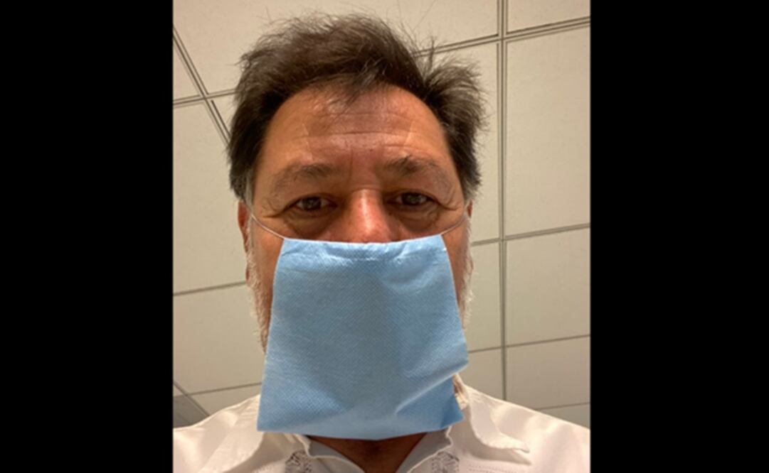 En diferentes ocasiones, el diputado que aspira por la Presidencia de México en 2024, ha expresado su rechazo al uso del cubrebocas. Foto: Twitter @fernandeznorona