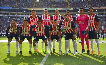 Chivas comienza a limpiar su plantilla para el próximo torneo
