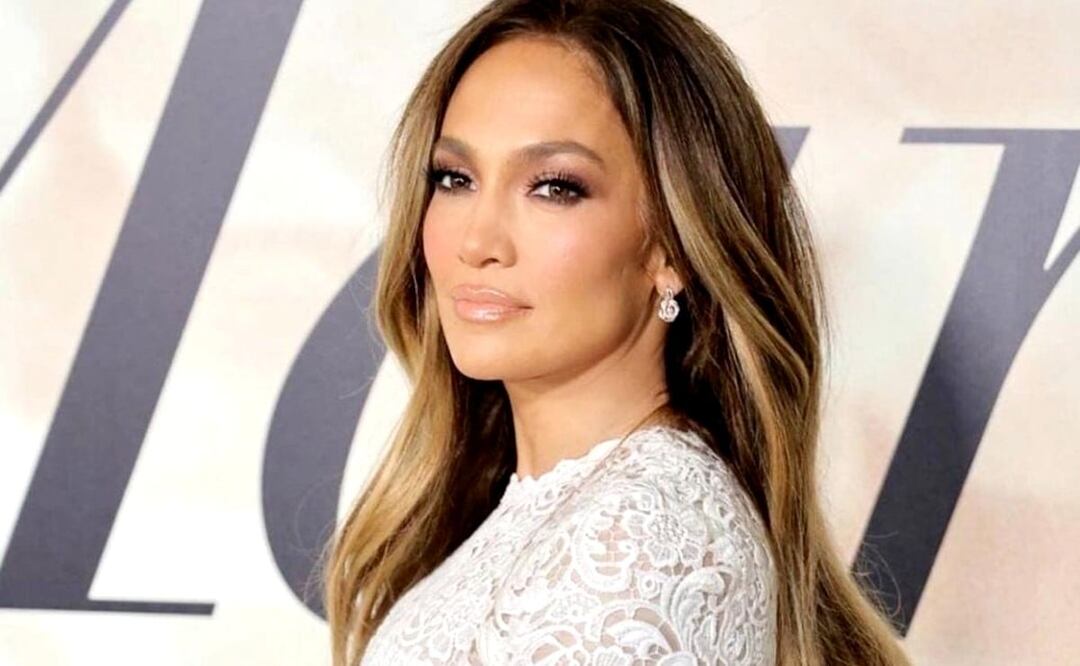 Jennifer Lopez luce un espectacular anillo de bodas / Foto: Instagram @JLo