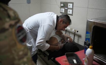 Hospital de Sueida, en Siria, recibió más de 400 cuerpos desde el lunes por los combates, reportan; "ya no hay sitio en la morgue"