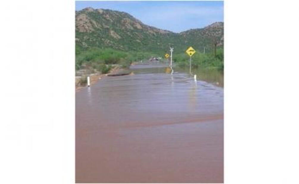 Lluvia provoca rompimiento de bordo en Sonora; hay riesgo de inundaciones