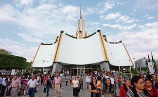 Sheinbaum aclara "carpetazo" a investigación contra líderes de la Luz del Mundo; dice que FGR busca reabrir el caso