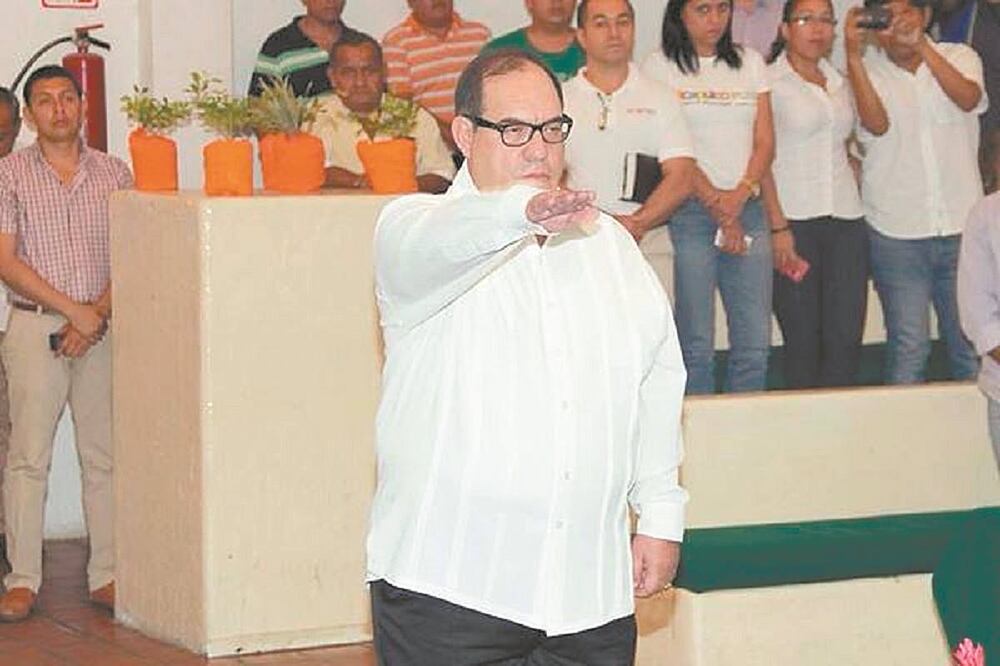 Funcionario de BC es investigado por caso Ayotzinapa