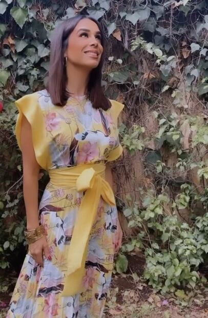 Biby Gaytán luce increíble con vestido amarillo de Benito Santos