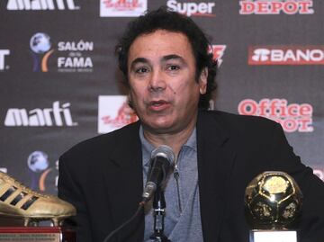 Hugo Sánchez, dentro de los 100 mejores futbolistas de todos los tiempos