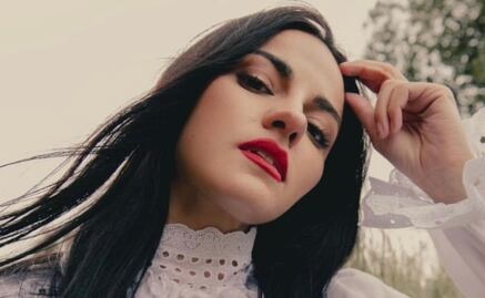 Maite Perroni sorprende con look rastas tras anunciar su embarazo