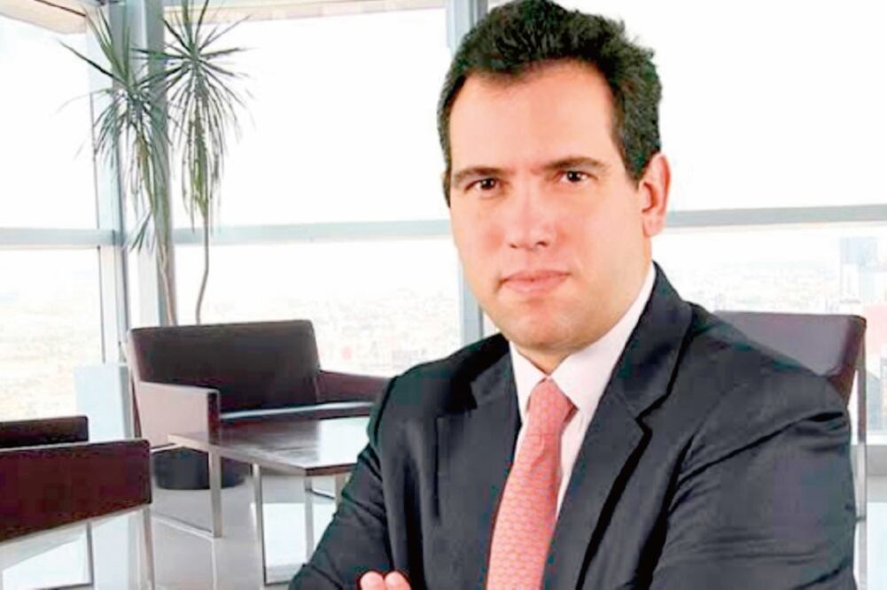 El directivo de HSBC, Eduardo Messmacher, explicó que la tasa preferencial aplica en compras de útiles escolares con un desembolso mínimo de mil pesos (CORTESÍA HSBC)