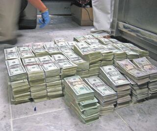 Decomisa gobierno 24 mdp a delincuencia