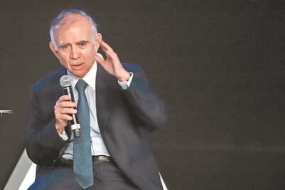 El modelo neoliberal persiste con 4T: expertos