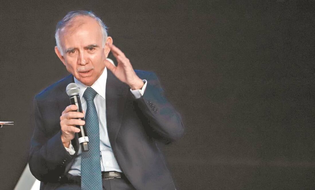 Alfonso Romo, jefe de la Oficina de la Presidencia, dijo que el gobierno propicia condiciones para la inversión. Foto/ARCHIVO EL UNIVERSAL