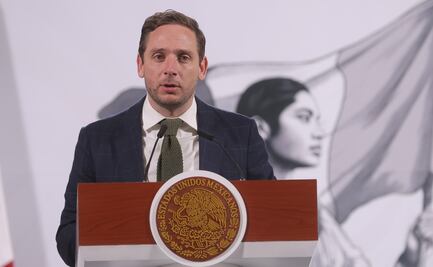 "Lo que se cae ahora es toda la licitación, no todo lo comprado"; Eduardo Clark explica nulidad en compra de medicamentos