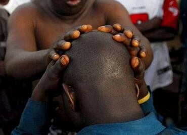 Asesinan a cinco calvos en Mozambique para usar sus órganos en rituales