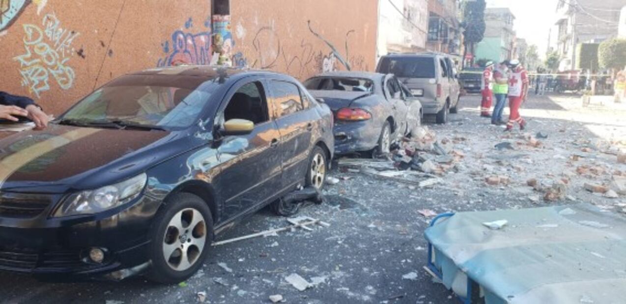 Explosión en restaurante en Azcapotzalco deja dos lesionados