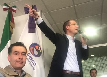 Ricardo Anaya dialoga con asociación de Manuel Espino